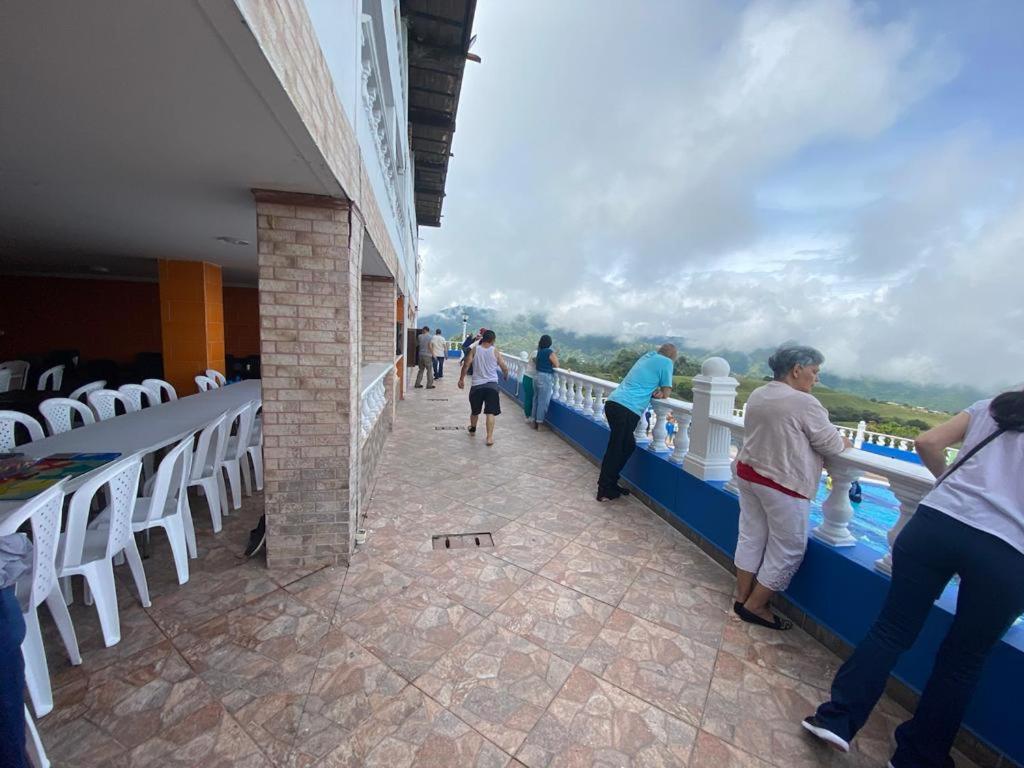 Finca Los Alpes San Jerónimo 外观 照片