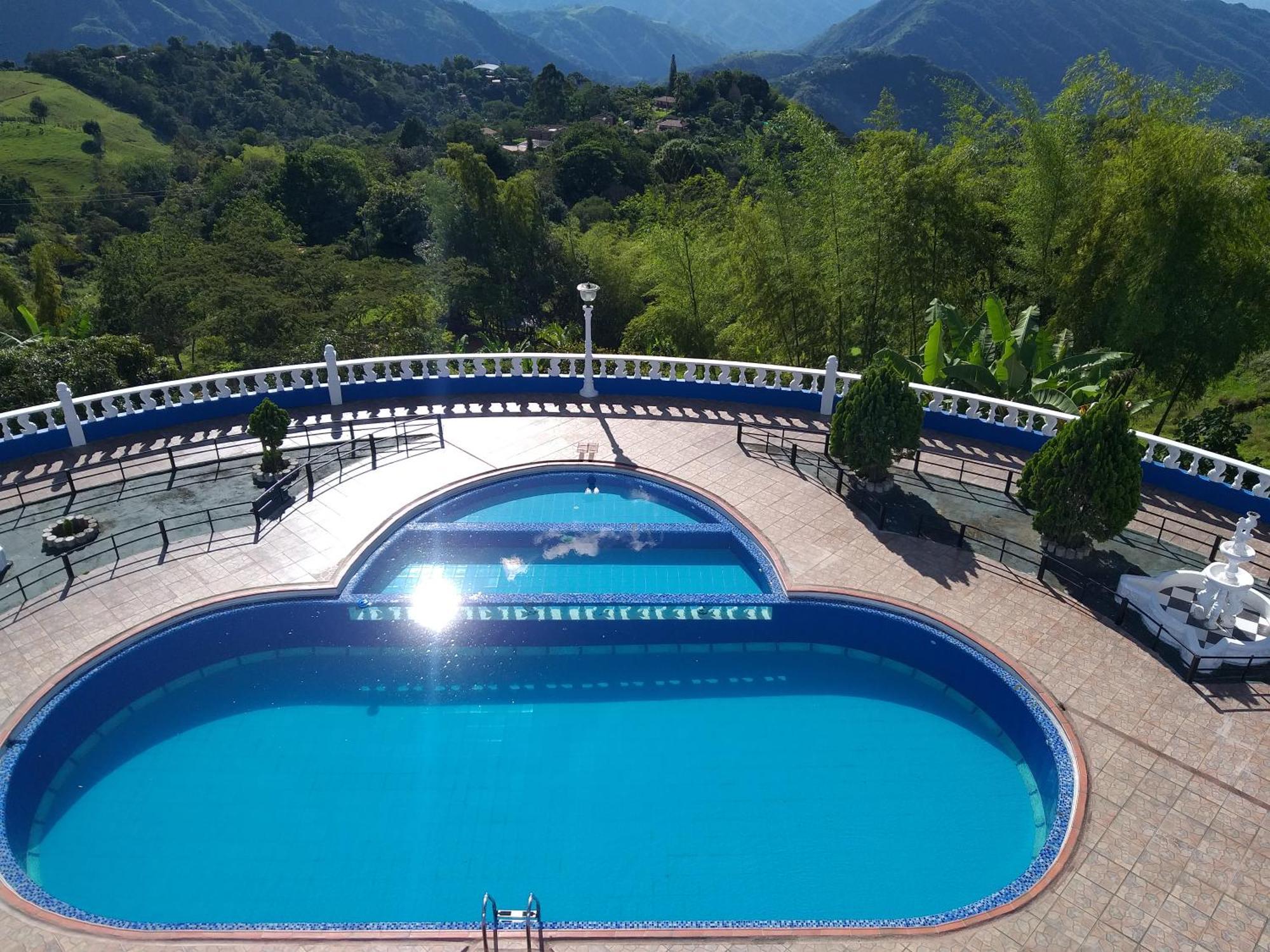 Finca Los Alpes San Jerónimo 外观 照片
